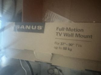Sanus Up To 90” Tv Mount