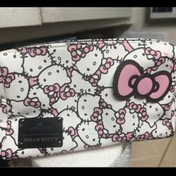 Hello Kitty Makeup Bag