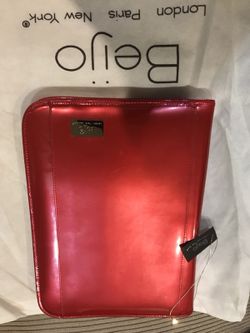 Beijo New Red Portfolio