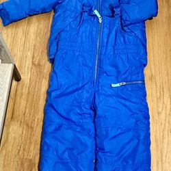 Like new Carter's Snowsuits for Kids Boys  2-piece Fleece Lined Snow Suit Bib 5-6