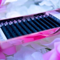 Individual Eyelashes -lash Artist 