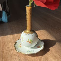 Elegant Hand-Painted Bud Vase with Gold Accents & Matching Plate