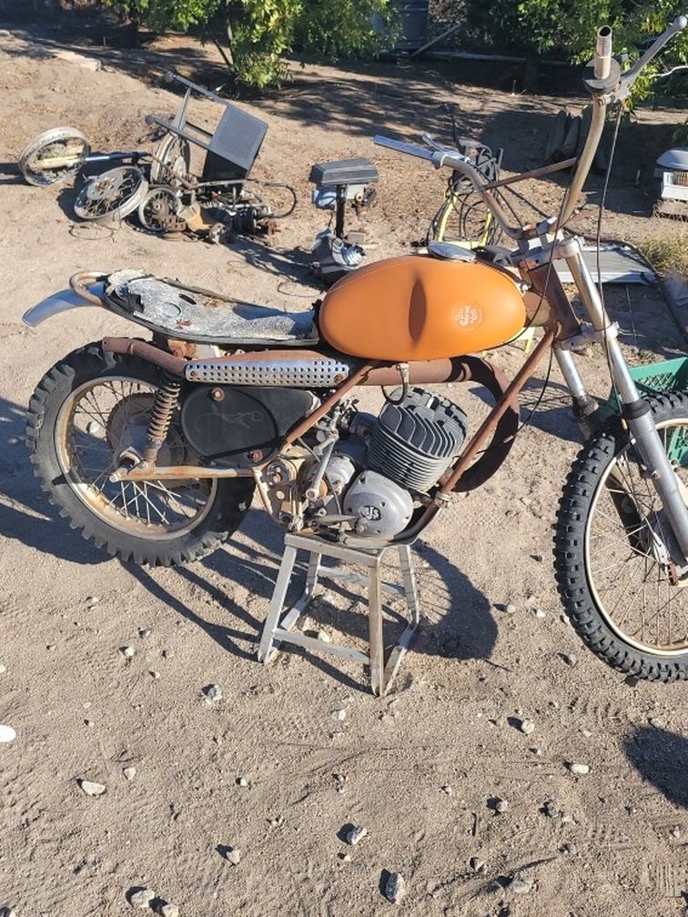 Ajs Stormer 370 Dirtbike.. Norton Bsa Triumph Greeves