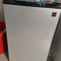 Brand New RCA fridge 