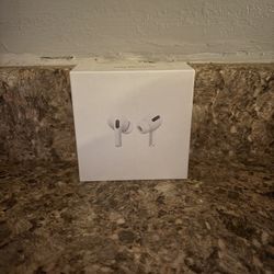 AirPods 1:1 They Have Good Quality And Im Selling Them For Cheap 