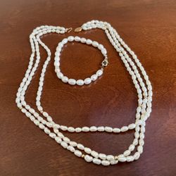 Vintage Fresh Water Pearl Necklace And Bracelet Set