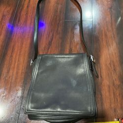 Vintage Coach Crossbody Bag 