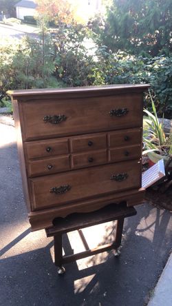 Mid-century dresser USA small