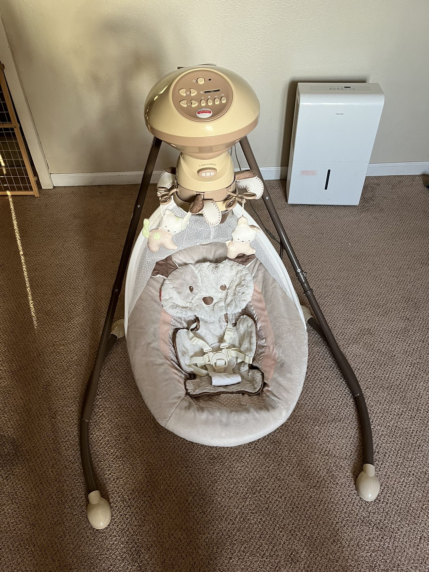Fisher-Price Baby Swing My Little Snugapuppy Cradle ‘N Swing
