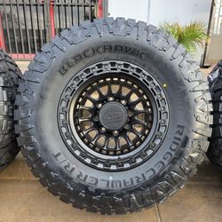 17" LOCK MOJAVE rims w- 35" Ridgecrawler R-T Tires 
