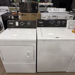 Maytag Gas set