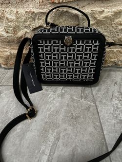 Brand New Tommy Hilfiger Crossbody