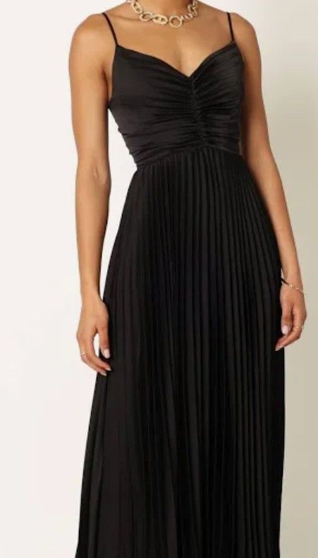 Petal Pup Woman's Naira Pleated Maxi Dress