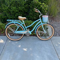 26” Huffy Nassau Ladies Light Blue Beach Cruiser 