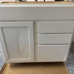 New VSD3635 Vanity  Width 36” Height 35” Depth 21”