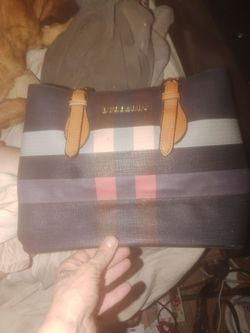 Burberry tote