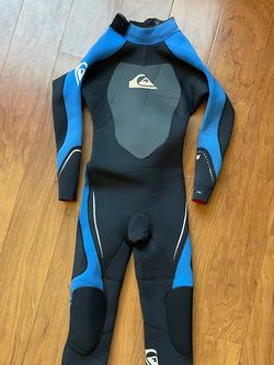 Kids Wet Suit Size 6