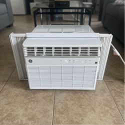 Air Conditioner 8,000 Btu/h 