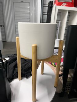 Plant pot