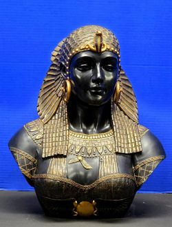 Cleopatra XL Queen of Egypt Bust