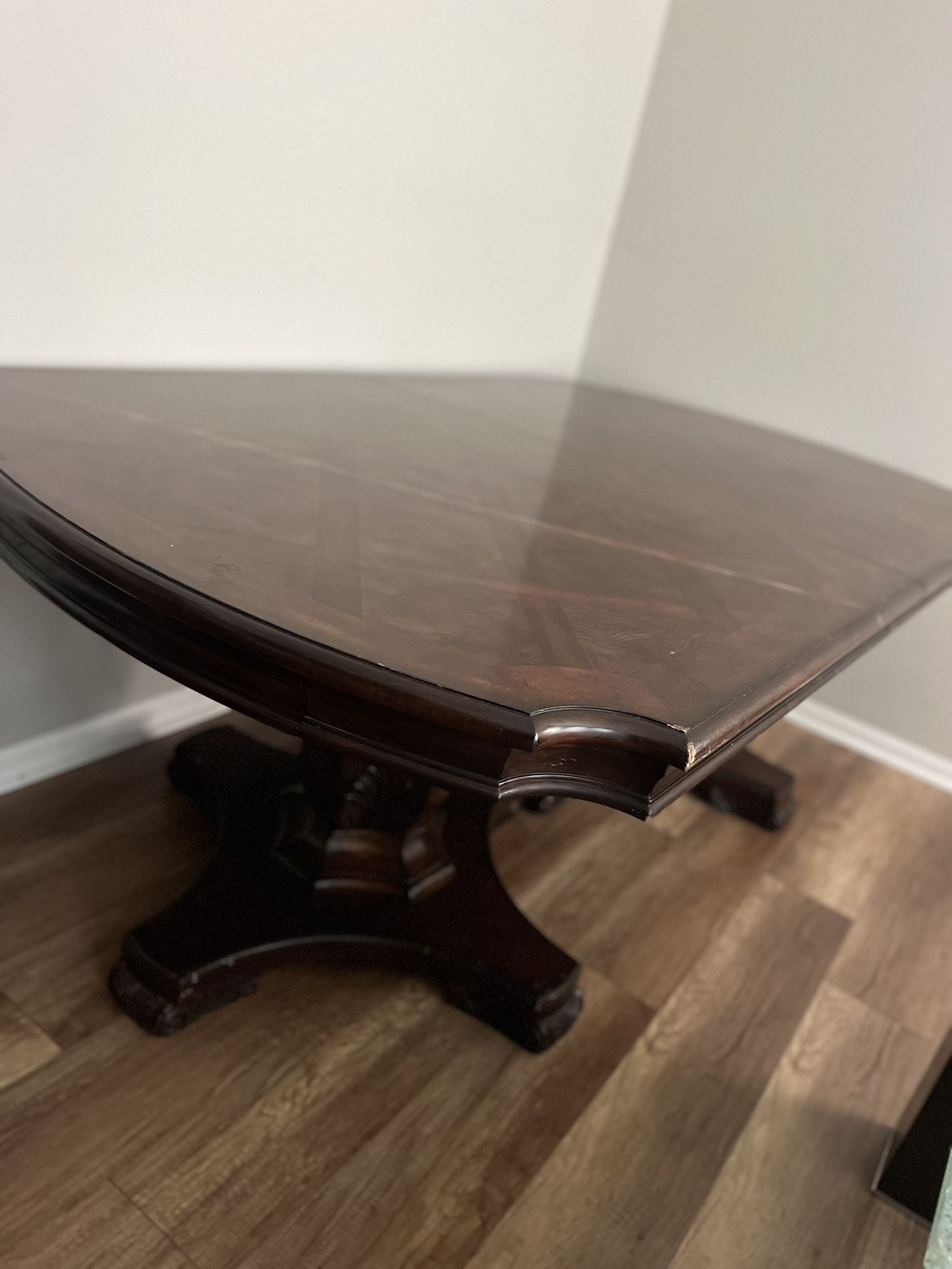 Beautiful Solid Wood Dining Table *Great Condition*