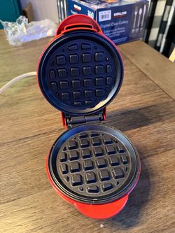 Mini Waffle Maker Red