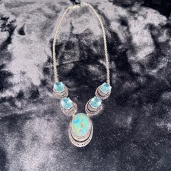 Sterling Silver With Aquamarine And Abalone Necklace 16 Inches 