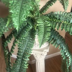 Porcelain Vase With Green Decor 