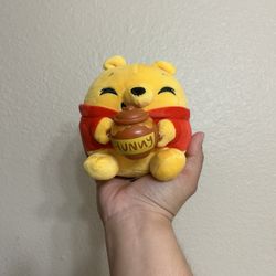 Disney Snackles Winnie The Pooh With Honey Plush 🍯❤️💛