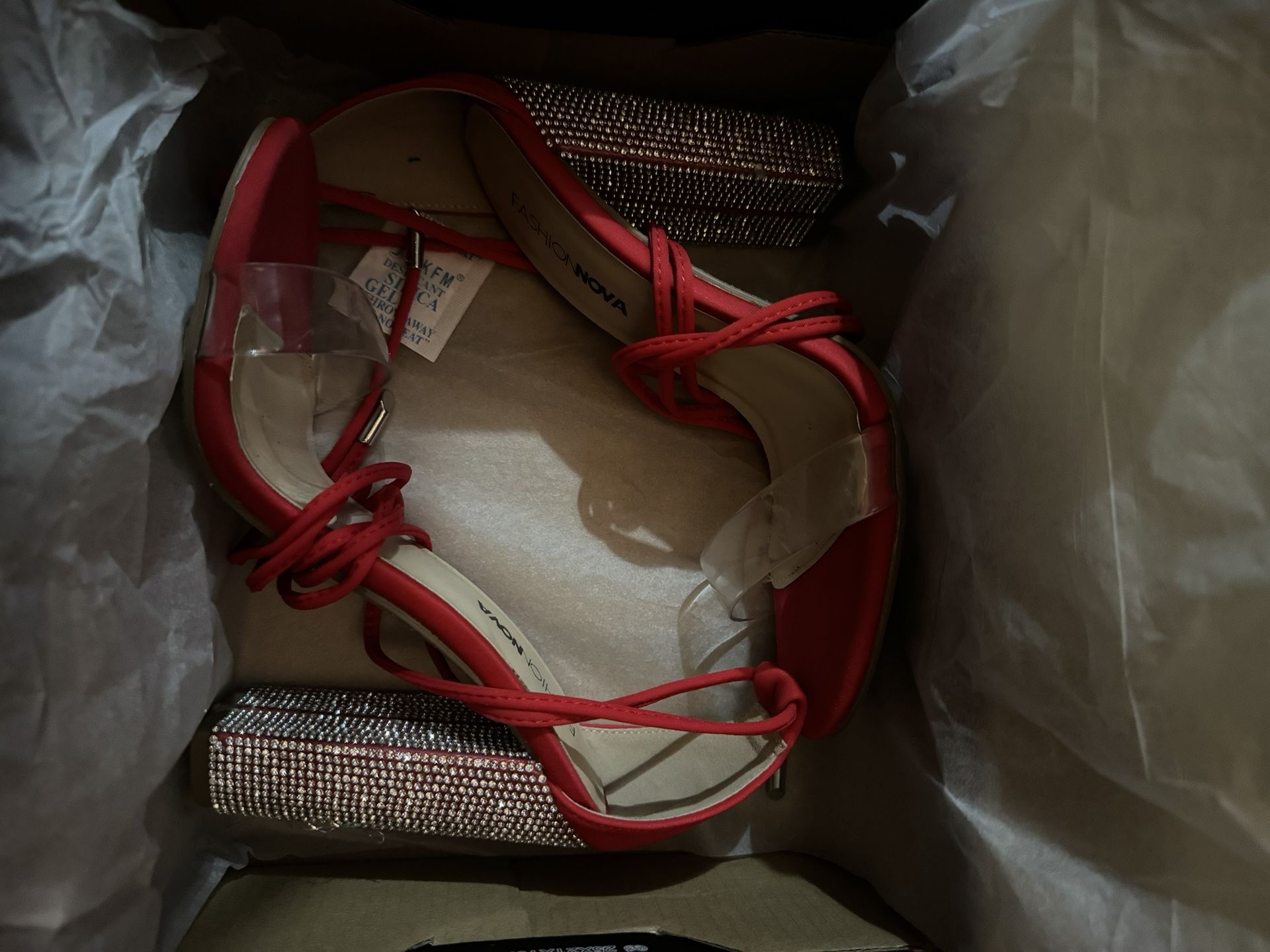 Red Heels From Fashion nova Size 5.5