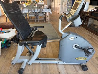 SportsArt C52r Recumbent Exercise Bike – Works Great