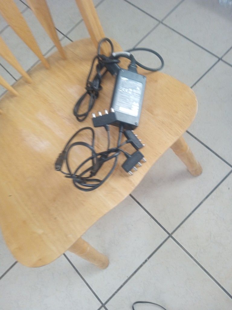 Samsung AC -DC Adapter