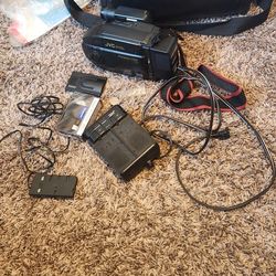 Vintage Jvc Videomovie Gr Ax 808 Vhs Compact Vhs With Bag And Accessories 
