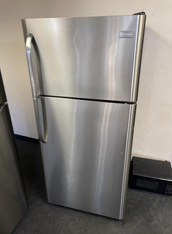 Deal: Frigidaire Stainless Top‑Freezer — clean, ready to go