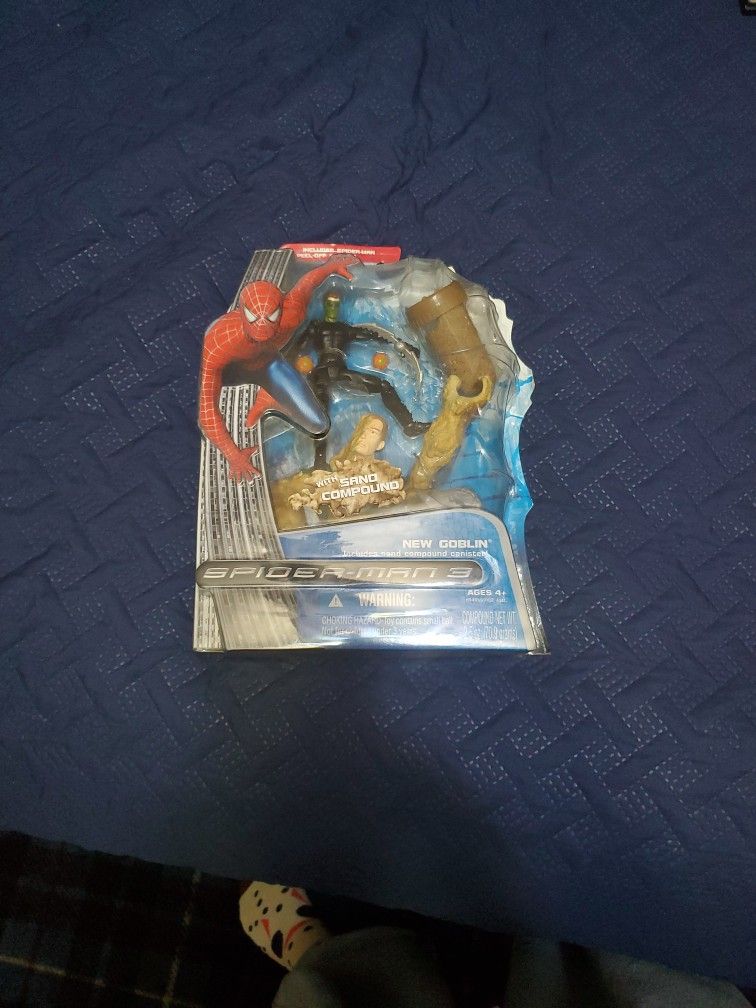 spiderman 3 new goblin action figure set from 2007 never opened 