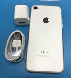 iPhone 7 32GB Factory Unlocked