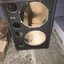 Empty Subwoofer Box  For 2   15 inches 