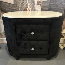 New Natalia Nightstand 