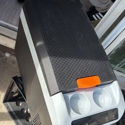 ELECTRIC COOLER