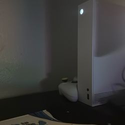  Xbox Series S 1 TB With New Extra Blue Controller 