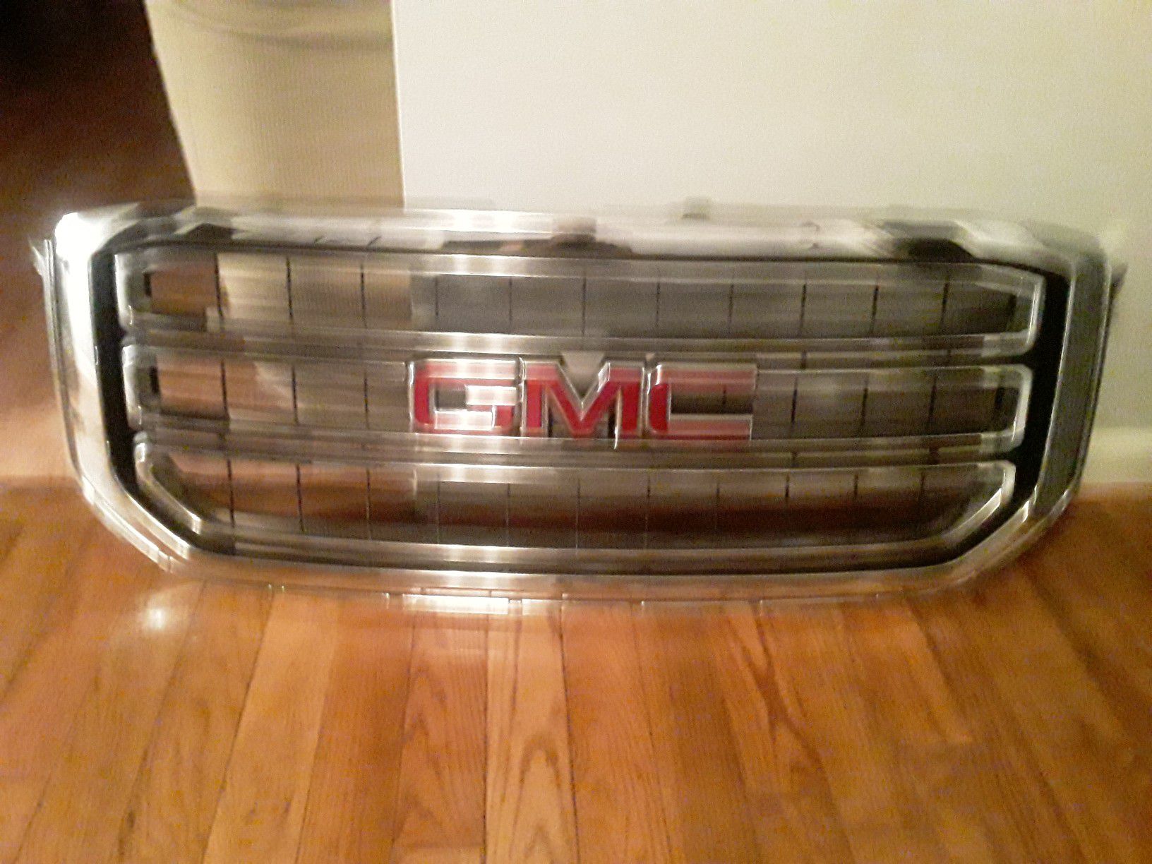 Front grill gmc yucon 2016