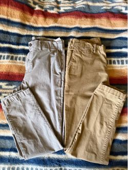 American Eagle Slim Fit Lived-In Chinos