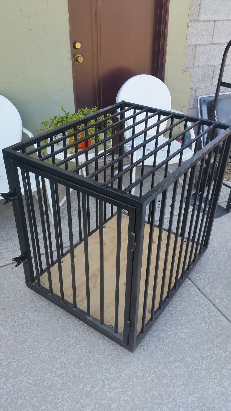 Dog crate or kennel