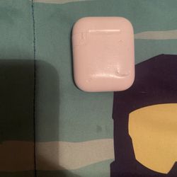 AirPods First Generation (broken)