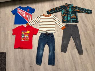 Boys 3T/4T clothes lot (Columbia Jacket)