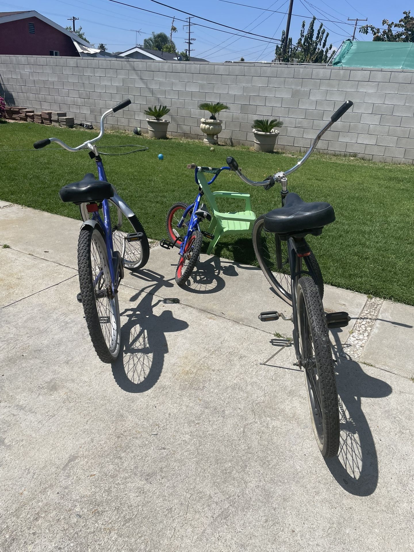 3 Bikes Women Men And Boy