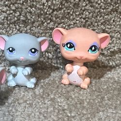 Littlest Pet Shop LPS lot of 2 Mouse #588 & #105 standing & #104 play set mouse
