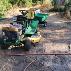 John Deer Riding Mower 