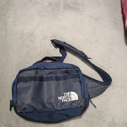 The North Face Base Camp Voyager Sling, Shady Blue/Summit Navy, One Size