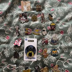 Disney Pins 